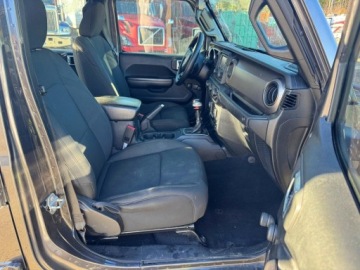 Jeep Gladiator 2021 Jeep Gladiator 2021 JEEP GLADIATOR SPORT 3.6 Benzyna 295KM, zdjęcie 7