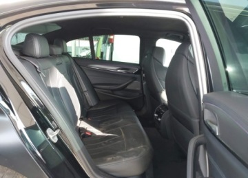 BMW Seria 5 G30-G31 2022 BMW M5 BMW M5 4.4 Benzyna 608KM, zdjęcie 9