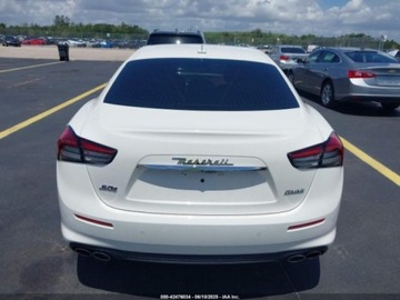 Maserati Ghibli III 2021 Maserati Ghibli S Q4 2021 3.0l 3.0 Benzyna 424KM, zdjęcie 4