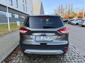 Ford Kuga II SUV 1.5 EcoBoost 150KM 2015 Ford Kuga Asystent ParkowaniaPDCEl. KlapaPodgrzewana szybaWzorowy Stan, zdjęcie 5