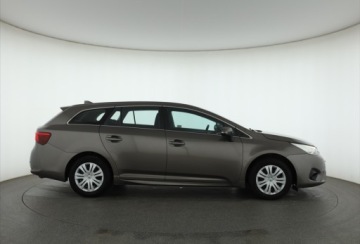Toyota Avensis III Wagon Facelifting 2015 1.6 D-4D 112KM 2016 Toyota Avensis 1.6 D-4D, Salon Polska, Klima, zdjęcie 5