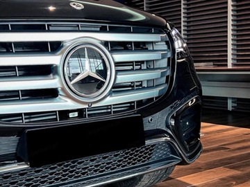 Mercedes GLS X167 SUV Facelifting 3.0 450d 367KM 2025 MERCEDES-BENZ GLS 450 d 4-MATIC AMG Line 3.0 (367KM) 2025, zdjęcie 2