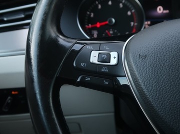 Volkswagen Passat B8 Variant 1.8 TSI BlueMotion Technology 180KM 2016 VW Passat 1.8 TSI, Salon Polska, Serwis ASO, zdjęcie 16