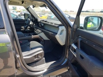 Land Rover Defender IV (L663) 2022 Land Rover Defender 110se, 2022r., 4x4, 3.0L 3.0 Benzyna 395KM, zdjęcie 8