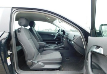 Audi A3 8P Hatchback 3d 2.0 TDI PD 170KM 2007 Audi A3 3-drzwiowe 2.0TDi Quattro Podgrzewane Fotele 2.0 Diesel 170KM, zdjęcie 15