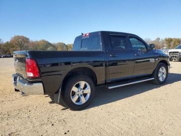  RAM 1500 2019r., Classic SLT, od ubezpieczalni 5.7 Benzyna 395KM, zdjęcie 4