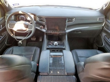 Jeep Wagoneer II 2022 Jeep Wagoneer Series II 2022 5.7l 5.7 Benzyna 392KM, zdjęcie 8