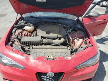 Alfa Romeo Giulia II Sedan Facelifting 2.0 Turbo 280KM 2021 Alfa Romeo Giulia 2021, TI Sport, 2.0L, od ubezpieczalni 2.0 Benzyna 280KM, zdjęcie 10