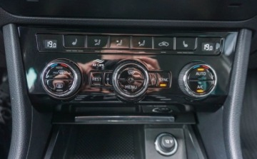 Skoda Superb III Kombi Facelifting 1.5 TSI 150KM 2019 Skoda Superb Skoda Superb 1.5 TSI Style DSG 1.5 Benzyna 150KM, zdjęcie 19