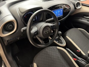 Toyota Aygo X 1.1 VVT-i 72KM 2024 Toyota Aygo X 1.0 VVT-i Style CVT Toyota Aygo X 1., zdjęcie 9
