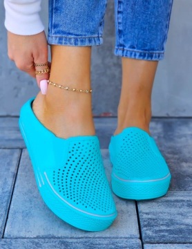 Пенопластовые шлепанцы Crocs с закрытым носком Modive 41