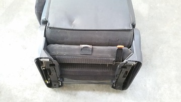 SEDADLO LEVÝ ZADNÍ MITSUBISHI GRANDIS