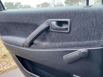 Volkswagen Passat B3 Sedan 2.0 115KM 1990 Volkswagen Passat Volkswagen Passat B3 Automat Sedan Welur Bordo Super Sta, zdjęcie 22