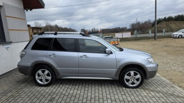 Mitsubishi Outlander I 2005 Mitsubishi Outlander 4x4, zdjęcie 4