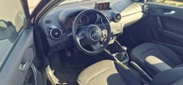 Audi A1 I Hatchback 3d 1.2 TFSI 86KM 2013 Audi A1 S Line, zdjęcie 8