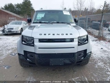 Land Rover Defender IV (L663) 2024 Land Rover Defender 110 P400 X-Dynamic SE 2024 3.0l 3.0 Benzyna 395KM, zdjęcie 5