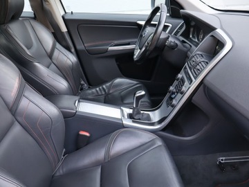 Volvo XC60 I SUV Facelifting 2.0 D3 DRIVE-E 150KM 2015 Volvo XC60 D3, Skóra, Navi, Klima, Klimatronic, zdjęcie 8
