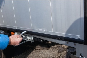 Держатель, замок задней двери, контейнер