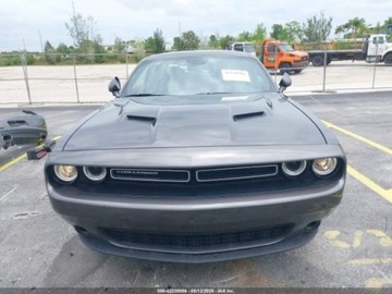 Dodge Challenger III 2023 Dodge Challenger 2023r., 4x4, 3.6L 3.6 Benzyna 303KM, zdjęcie 6