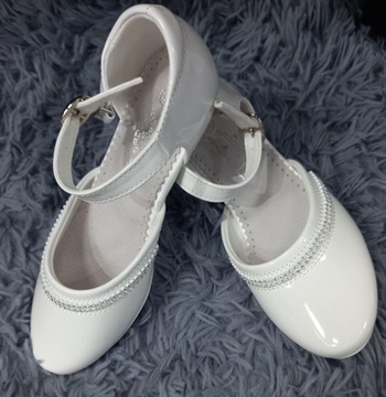 BUTY BIAŁE KOMUNIJNE DLA DZIEWCZYNKI ROZM. 32