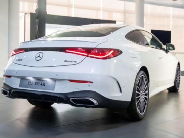 Mercedes CLE Coupe 2.0 300 258KM 2026 MERCEDES-BENZ CLE 300 4-Matic AMG Line 2.0 (258KM) 2026, zdjęcie 3