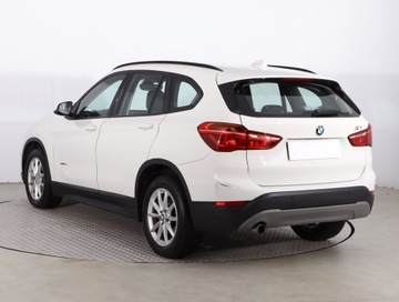 BMW X1 F48 2017 BMW X1 sDrive18i, Salon Polska, Serwis ASO, zdjęcie 3