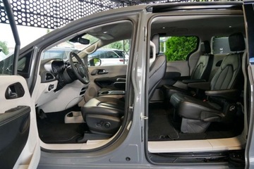 Chrysler Pacifica II 2023 Chrysler Pacifica TouringL Polift Pentastar 3.6L V6 7os. 291KM Radar Cam36, zdjęcie 7