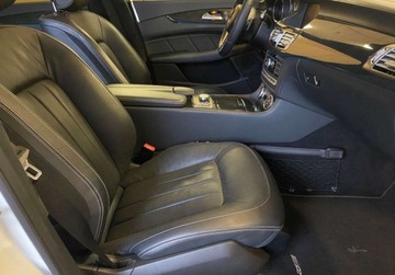 Mercedes CLS W218 Shooting Brake Facelifting 500 408KM 2014 Mercedes-Benz CLS Bezwypadkowy Przebieg 48000 km R CARS Warszawa 4.7 408KM, zdjęcie 9
