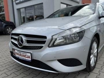 Mercedes Klasa A W176 Hatchback 5d Facelifting 180 122KM 2015 Mercedes A 180 Tylko 130000km*PDC*Navi, zdjęcie 2