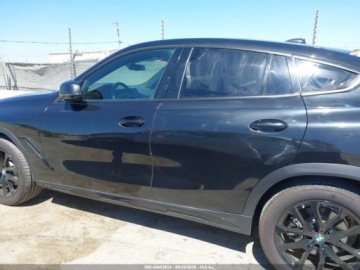 BMW X6 G06 2020 BMW X6 Xdrive40i 2020 3.0 Benzyna 335KM, zdjęcie 1