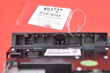 LAMPA OSVĚTLENÍ INTERIÉR PŘEDNÍ A2218706895 MERCEDES TŘÍDA S W221 05-09