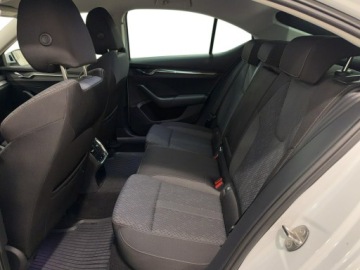 Skoda Octavia IV Liftback 1.5 TSI EVO 150KM 2023 Škoda Octavia Skoda Octavia 1.5 TSI e-TEC Style, zdjęcie 9