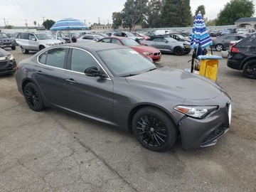 Alfa Romeo Giulia II Sedan Facelifting 2.0 Turbo 280KM 2021 Alfa Romeo Giulia Sport 2021 2.0l 2.0 Benzyna 280KM, zdjęcie 4