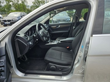 Mercedes Klasa C W204 Kombi T204 2.2 200 CDI BlueEFFICIENCY 136KM 2013 Mercedes C 200 2.2 CDI Diesel 136KM automat, zdjęcie 4