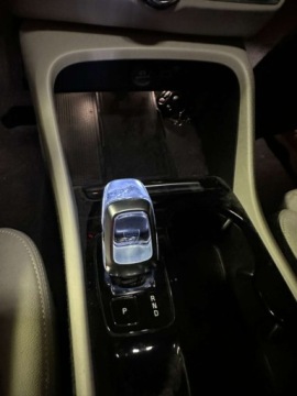 Volvo XC40 2024 Volvo XC 40 Plus 2024 ZarejestrowaneGotowe do jazdy 2.0 Benzyna 247KM, zdjęcie 19