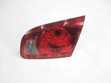 LAMPA PRAWY TYŁ TYLNA W KLAPĘ HYUNDAI SANTA FE II 92406-2B000