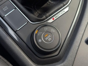 Volkswagen Tiguan Allspace SUV Facelifting 2.0 TSI 190KM 2022 Volkswagen Tiguan Allspace 2.0 TSI 190 KM 4Mot. R-Line DSG, Niski przebieg, zdjęcie 29