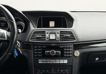 Mercedes Klasa E W212 Coupe Facelifting 220 CDI 170KM 2015 Mercedes-Benz Klasa E AMG Line Styling Led 204KM Tapicerka Skora, zdjęcie 31