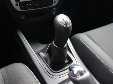 Renault Megane III Hatchback Facelifting 1.5 dCi 90KM 2013 Renault Megane 1.5 dCi, Navi, Klima, Tempomat,ALU, zdjęcie 12