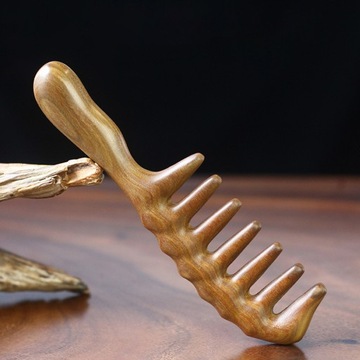 ЖЕНСКАЯ ЩЕТКА ДЛЯ УДЕРЖИВАНИЯ ВОЛОС PICK COMB, ДЕРЕВЯННАЯ