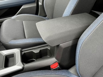 Dacia Duster II SUV Facelifting 1.0 TCe ECO-G 100KM 2025 Od ręki - Journey LPG 1.0 100KM / Pakiet Parking, Zimowy Plus, zdjęcie 9