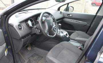 Peugeot 5008 I Minivan Facelifting 1.6 BlueHDi 120KM 2015 Peugeot 5008 1.6 Diesel 120KM, zdjęcie 8