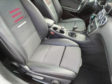 Mercedes Klasa A W176 Hatchback 5d Facelifting 180 122KM 2015 Mercedes A 160 Super stan., zdjęcie 13