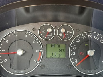 Ford Fiesta VI 1.3 70KM 2008 Ford Fiesta 1.3 Benzyna Klima Grzana szyba przód, zdjęcie 11