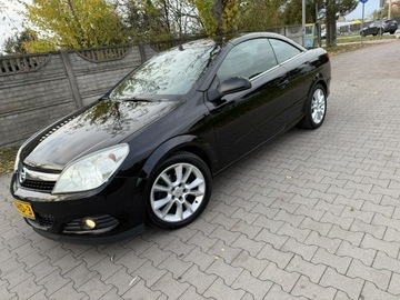 Opel Astra H Cabrio 1.8 ECOTEC 140KM 2007 Opel Astra H 1.8B 2007r Cabrio Klimatyzacja Skóra