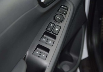 Hyundai IONIQ Hatchback 1.6 GDi 141KM 2019 Hyundai IONIQ 1.6 Hybryda Plug-in 141KM, zdjęcie 12