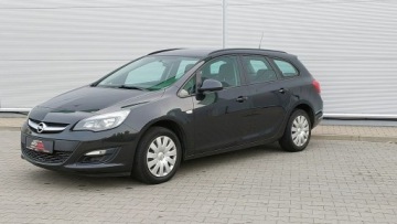 Opel Astra J Sports Tourer Facelifting 1.6 CDTI ecoFLEX 110KM 2015 Opel Astra 1.6D, 110KM, Bezwypadek, zdjęcie 6