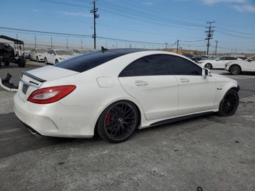 Mercedes CLS W218 2015 Mercedes-Benz CLS 63 AMG-S Model 2015 5.5l 5.5 Benzyna 577KM, zdjęcie 3
