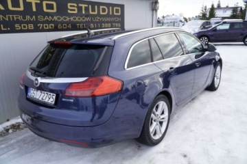 Opel Insignia I Sports Tourer 2.0 CDTI ECOTEC 160KM 2010 Opel Insignia Duza-Navi XenonLED Parktronic Tempomat Multifunkcja Klimatro, zdjęcie 31