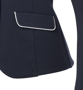 Мягкое классическое пальто для верховой езды.